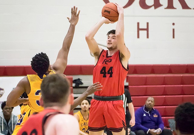 RedStorm men cruise past Carlow